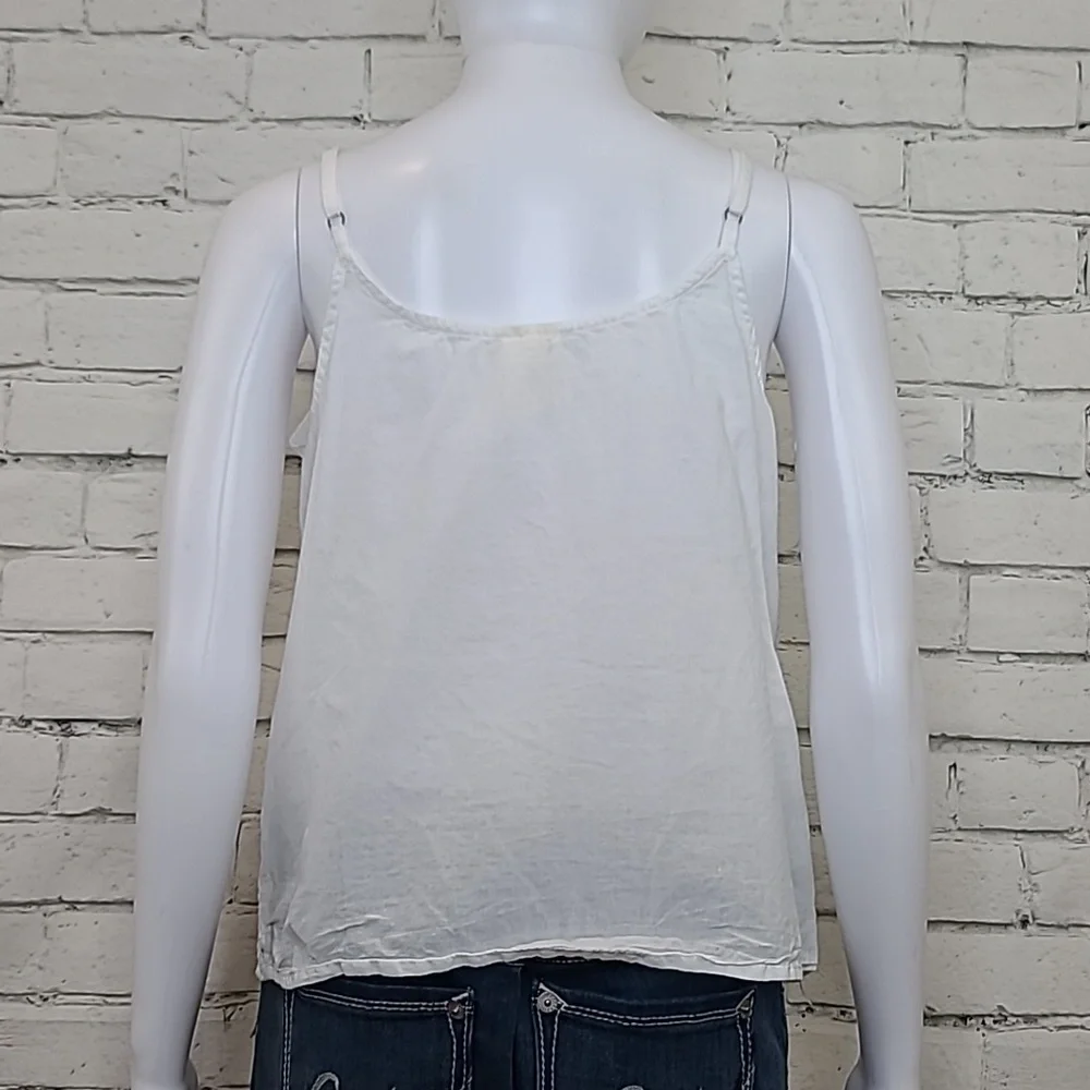 Japna Eyelet Lace Button Front V Neck Scalloped Hem Blouse/Tank Top in White